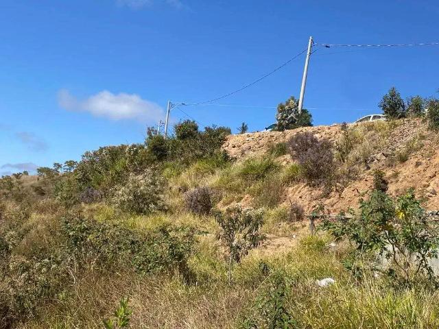 Terreno / Lote para Venda em Poços de Caldas/MG Jardim Bandeirantes