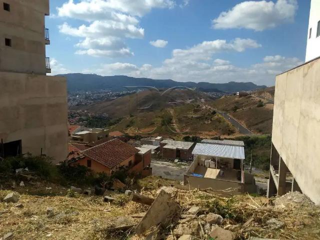 Terreno / Lote para Venda em Poços de Caldas/MG Jardim Bandeirantes