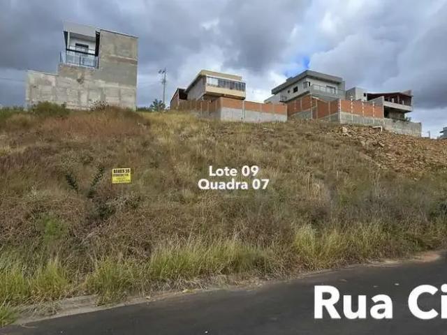 Terreno / Lote para Venda em Poços de Caldas/MG Jardim Bandeirantes