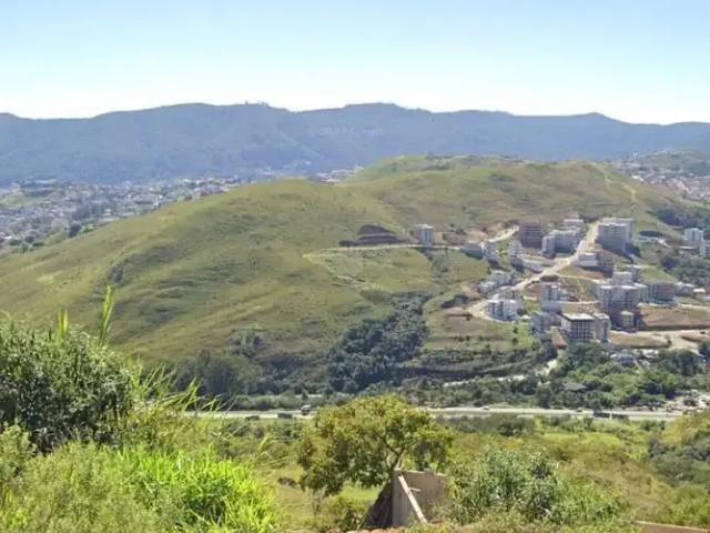 Terreno / Lote para Venda em Poços de Caldas/MG Jardim Bandeirantes