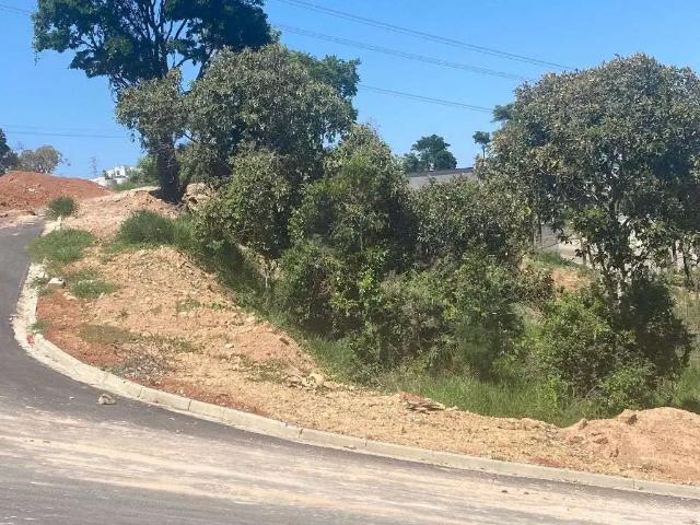 Terreno / Lote para Venda em Poços de Caldas/MG Jardim Bandeirantes