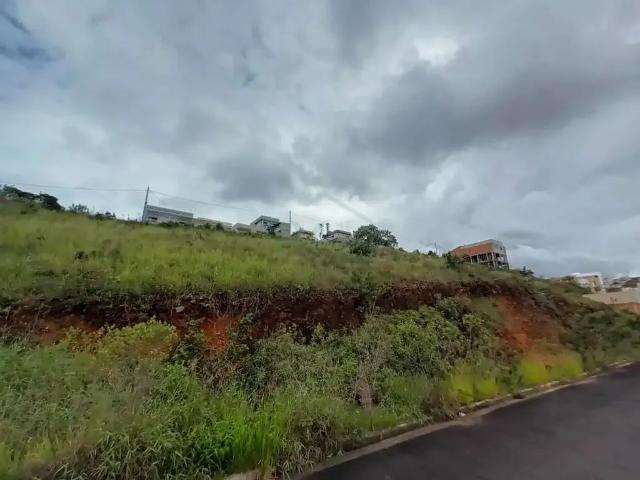 Terreno / Lote para Venda em Poços de Caldas/MG Jardim Bandeirantes