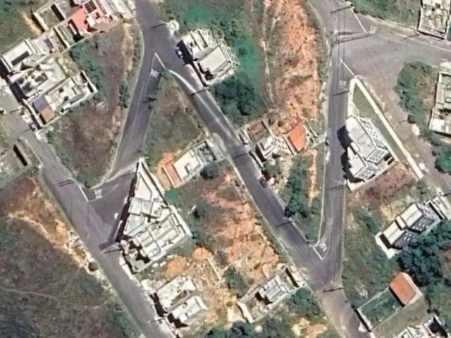 Terreno / Lote para Venda em Poços de Caldas/MG Jardim Bandeirantes
