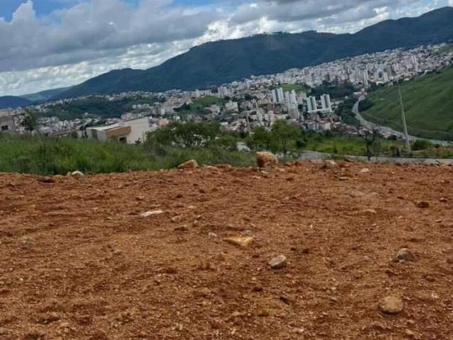Terreno / Lote para Venda em Poços de Caldas/MG Jardim Bandeirantes