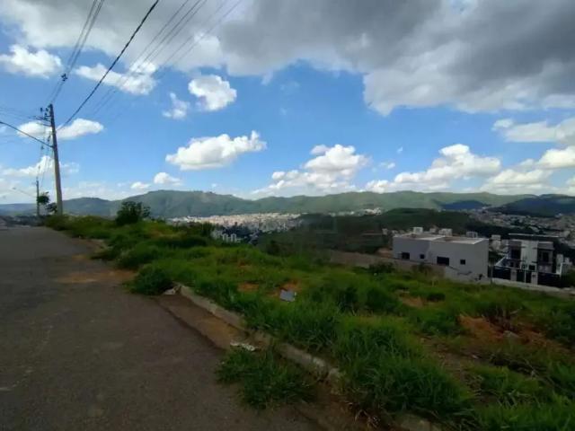Terreno / Lote para Venda em Poços de Caldas/MG Jardim Bandeirantes