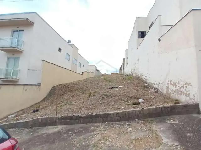Terreno / Lote para Venda em Poços de Caldas/MG Jardim das Hortênsias