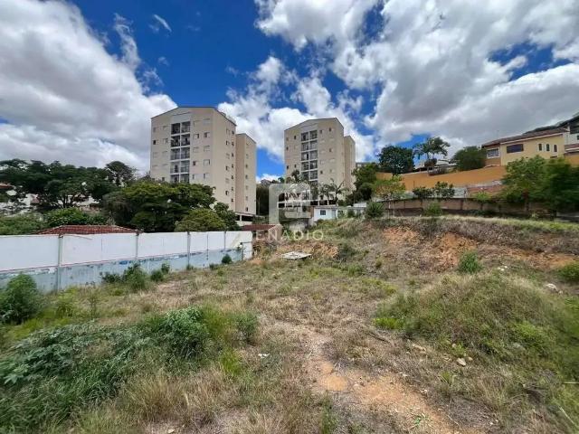 Terreno / Lote para Venda em Poços de Caldas/MG Jardim Quisisana