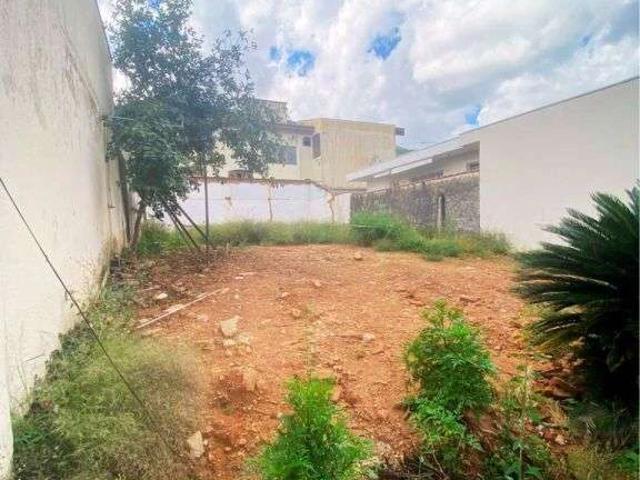 Terreno / Lote para Venda em Poços de Caldas/MG Marçal Santos