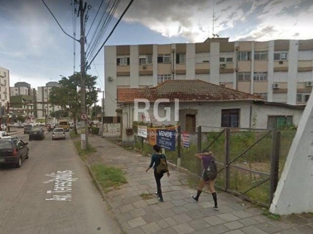 Terreno / Lote para Venda em Porto Alegre/RS Teresópolis