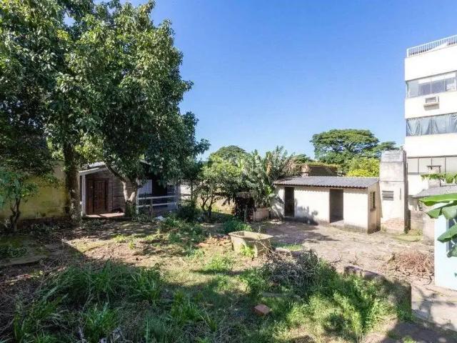 Terreno / Lote para Venda em Porto Alegre/RS Cristal