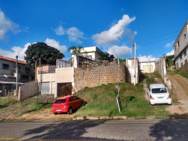 Terreno / Lote para Venda em Porto Alegre/RS Medianeira