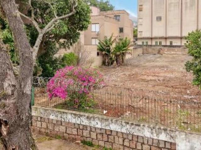 Terreno / Lote para Venda em Porto Alegre/RS Partenon