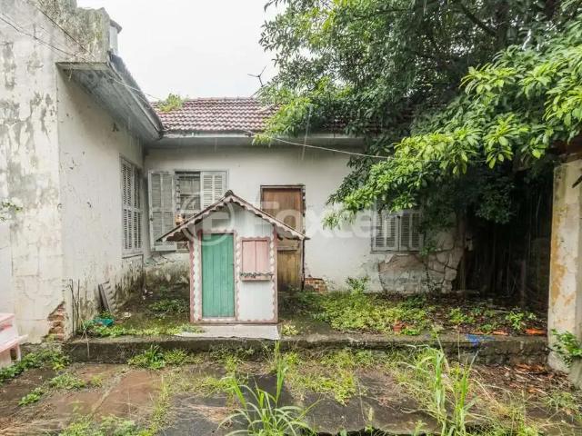 Terreno / Lote para Venda em Porto Alegre/RS Passo da Areia 3 Quartos
