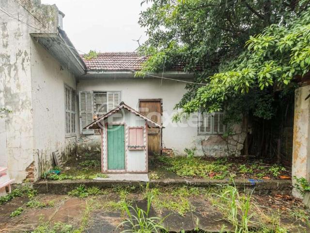 Terreno / Lote para Venda em Porto Alegre/RS Passo da Areia 3 Quartos