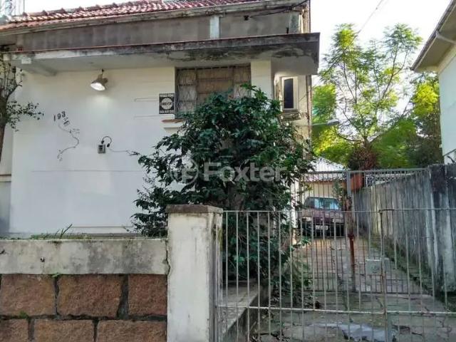 Terreno / Lote para Venda em Porto Alegre/RS Petrópolis 3 Quartos