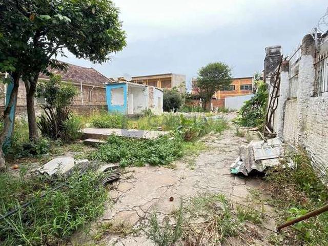 Terreno / Lote para Venda em Porto Alegre/RS Sarandi