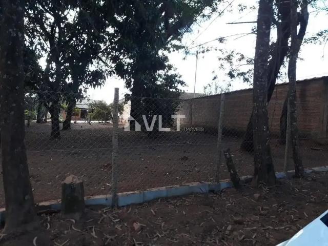 Terreno / Lote para Venda em Pouso Alegre/MG Centro