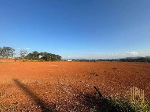 Terreno / Lote para Venda em Pouso Alegre/MG Jardim Aeroporto