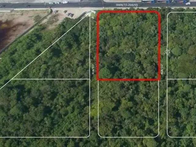 Terreno / Lote para Venda em Praia Grande/SP Vila Mirim