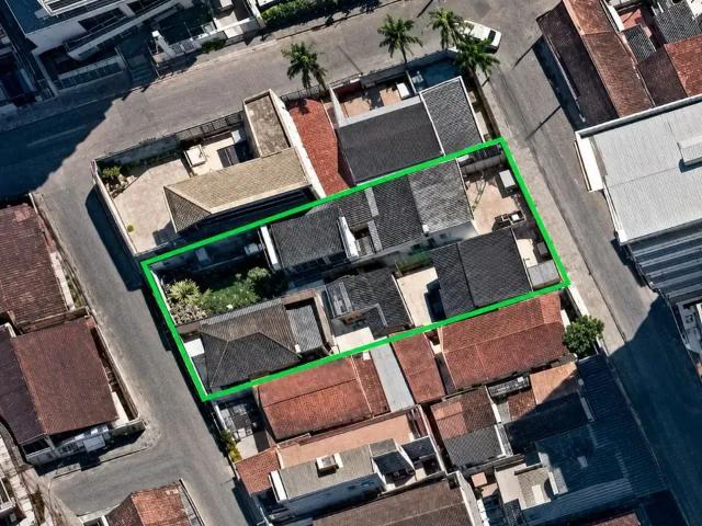 Terreno / Lote para Venda em Praia Grande/SP Aviação