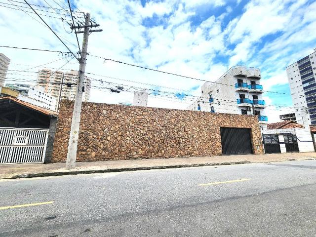 Terreno / Lote para Venda em Praia Grande/SP Boqueirão