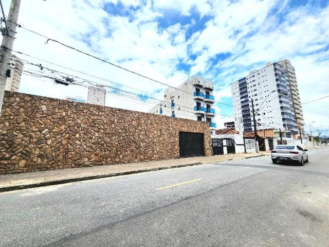 Terreno / Lote para Venda em Praia Grande/SP Boqueirão