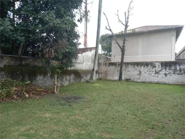 Terreno / Lote para Venda em Praia Grande/SP Campo da Aviação