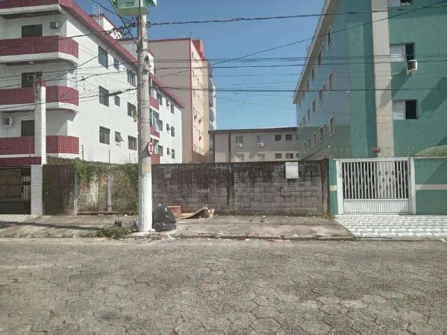 Terreno / Lote para Venda em Praia Grande/SP Guilhermina