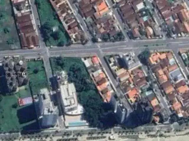 Terreno / Lote para Venda em Praia Grande/SP Solemar
