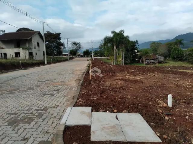 Terreno / Lote para Venda em Presidente Lucena/RS Centro