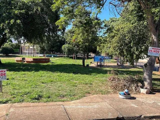 Terreno / Lote para Venda em Presidente Prudente/SP Jardim Ouro Verde
