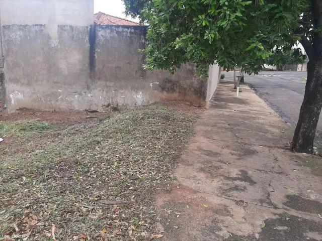 Terreno / Lote para Venda em Presidente Prudente/SP Jardim Prudentino