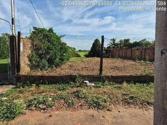 Terreno / Lote para Venda em Presidente Prudente/SP Montalvão 3 Quartos
