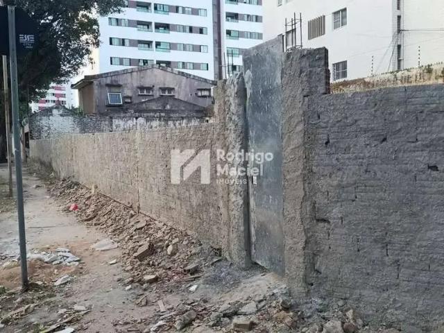 Terreno / Lote para Venda em Recife/PE Espinheiro