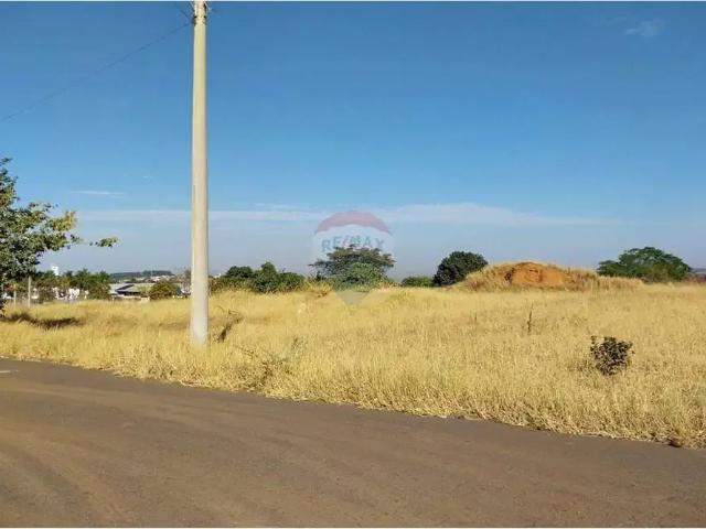 Terreno / Lote para Venda em Restinga/SP Centro