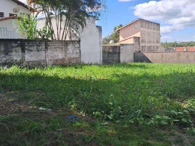 Terreno / Lote para Venda em Resende/RJ Montese