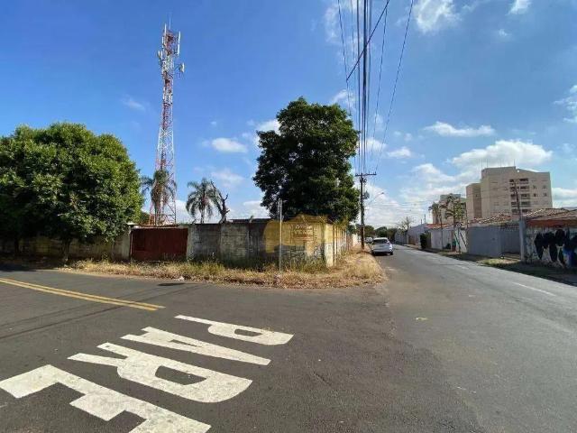 Terreno / Lote para Venda em Rio Claro/SP Alto do Santana