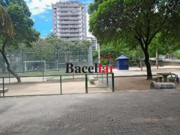 Terreno / Lote para Venda em Rio de Janeiro/RJ Grajaú