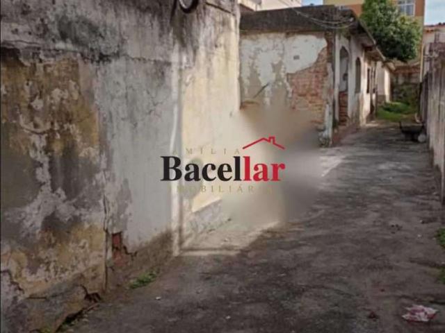 Terreno / Lote para Venda em Rio de Janeiro/RJ Ramos