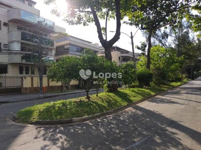 Terreno / Lote para Venda em Rio de Janeiro/RJ Recreio dos Bandeirantes