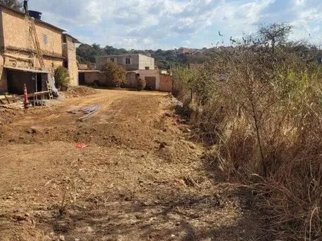 Terreno / Lote para Venda em Ribeirão das Neves/MG San Genaro