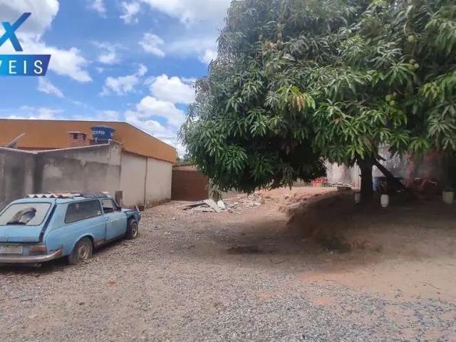 Terreno / Lote para Venda em Ribeirão das Neves/MG San Genaro