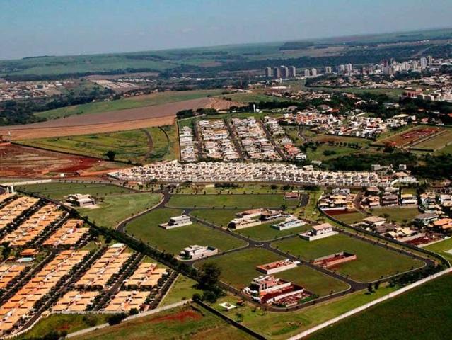 Terreno / Lote para Venda em Ribeirão Preto/SP Condomínio Guaporé