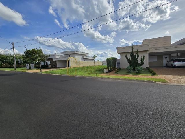 Terreno / Lote para Venda em Ribeirão Preto/SP Residencial Alto do Castelo