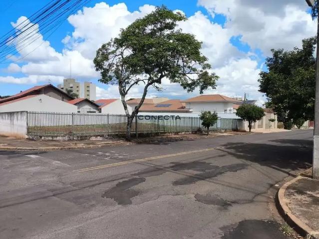 Terreno / Lote para Venda em Rolândia/PR Centro