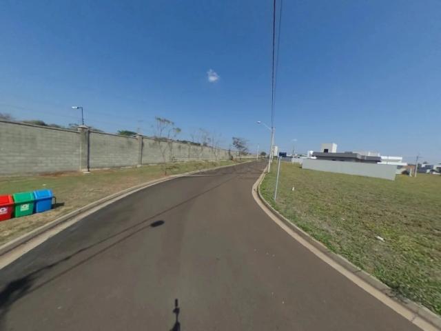 Terreno / Lote para Venda em São Carlos/SP Condomínio Village Damha IV