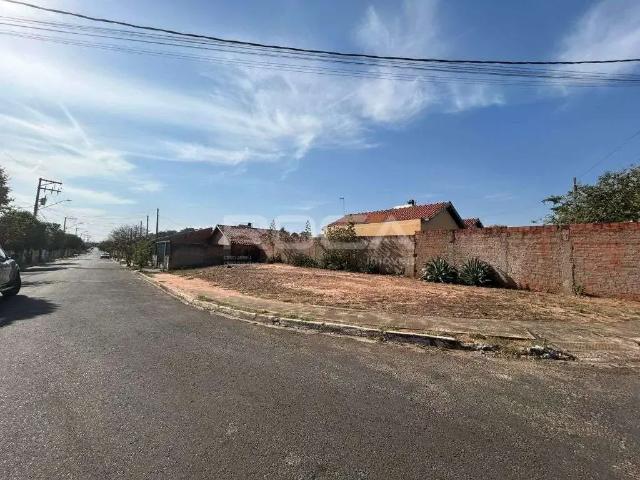 Terreno / Lote para Venda em São Carlos/SP Conjunto Habitacional Planalto Verde
