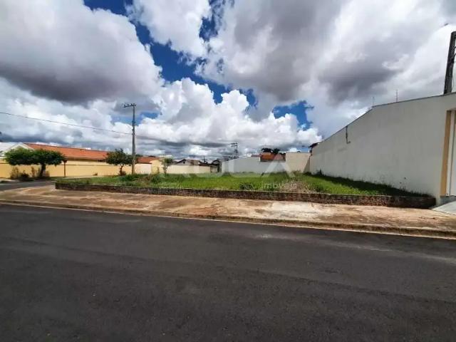 Terreno / Lote para Venda em São Carlos/SP Jardim Bandeirantes