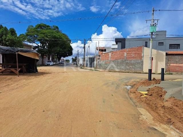 Terreno / Lote para Venda em São Carlos/SP Jardim São João Batista
