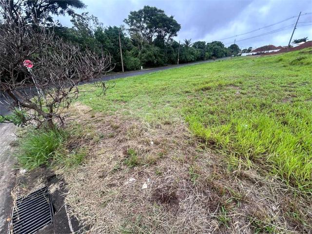 Terreno / Lote para Venda em São Carlos/SP Jardim Santa Júlia
